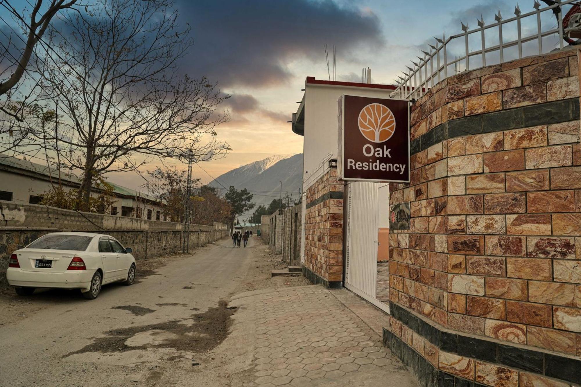 Oak Residency Hotel Gilgit Exterior photo